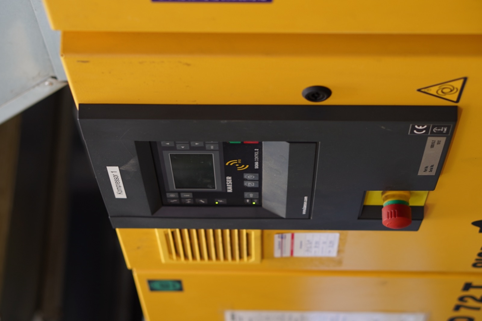 Kaeser SIGMA CONTROL 2 Steuerungspanel — moderne Kompressorsteuerung